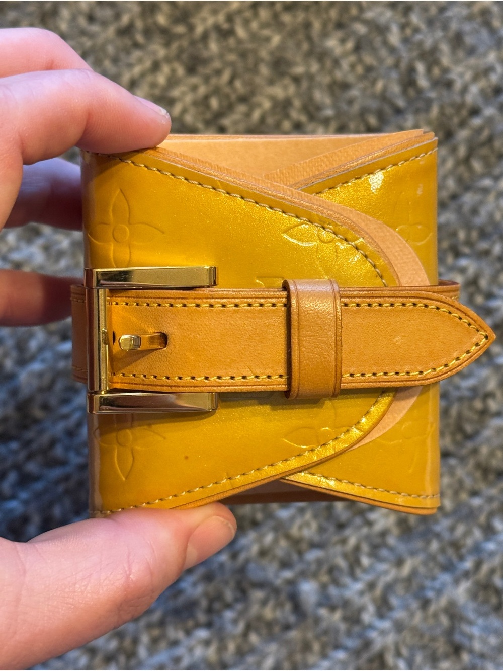 Louis Vuitton Lafayette vernis coin purse bracelet